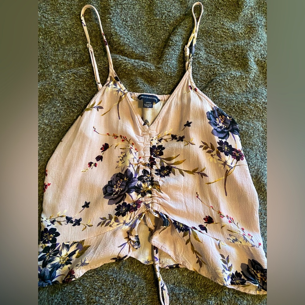 American eagle cropped tank top. Size small, lightly worn
